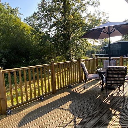Chalet 64, Lakeside, Glan Gwna Holiday Park Caernarfon Kültér fotó